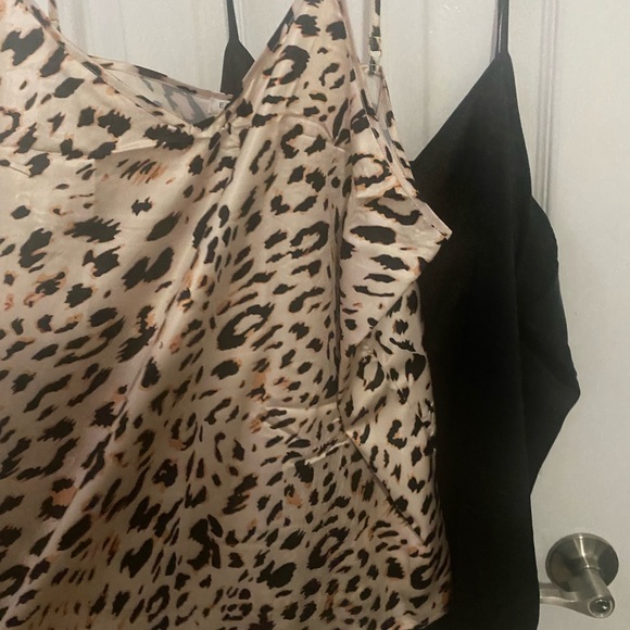 Bundle of 2 Silky Cami great with work Blazers - Picture 3 of 5